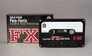[写真]富士フイルムFXカセットテープ