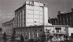 [写真]第2カラー工場