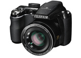 [写真]デジタルカメラ「FinePix S4000」