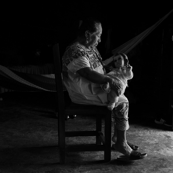 [Image]「Rewriting memory. Intimate territories in resistance（書き換えられる記憶）」