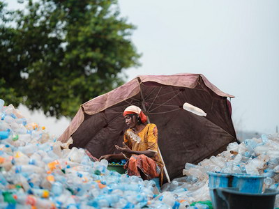 [Image]「Plastic Possibilities（プラスチックの可能性）」