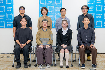 [Image]10月のレビュー・アワード発表の様子